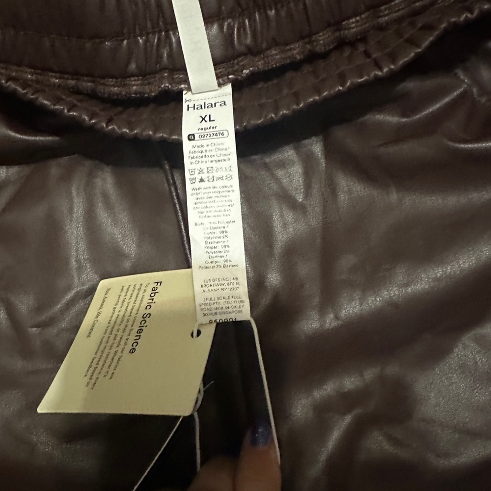 High Waisted Drawstring Stretchy Fleece Casual Tapered Pants with Pockets - Picture 5 of 10